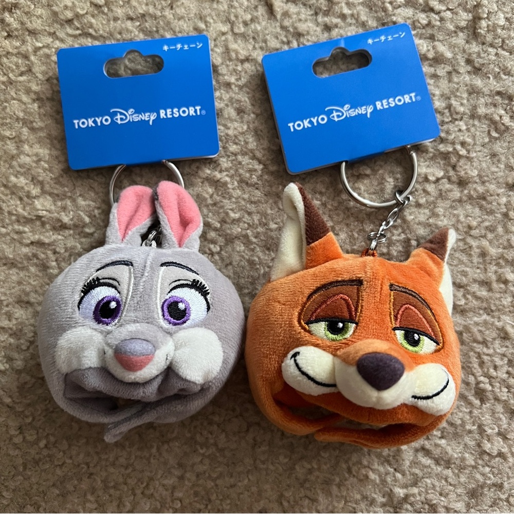 Japan Tokyo Disneyland Zootopia Plush Hat Keychain